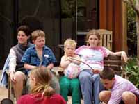 cousins1.jpg (149231 bytes)